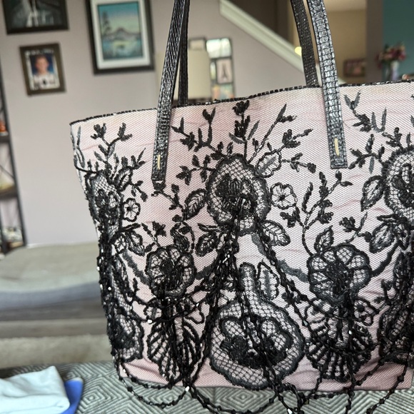 Authentic vintage Valentino Garavani Beaded Black Lace Overlay Tote - Picture 5 of 13